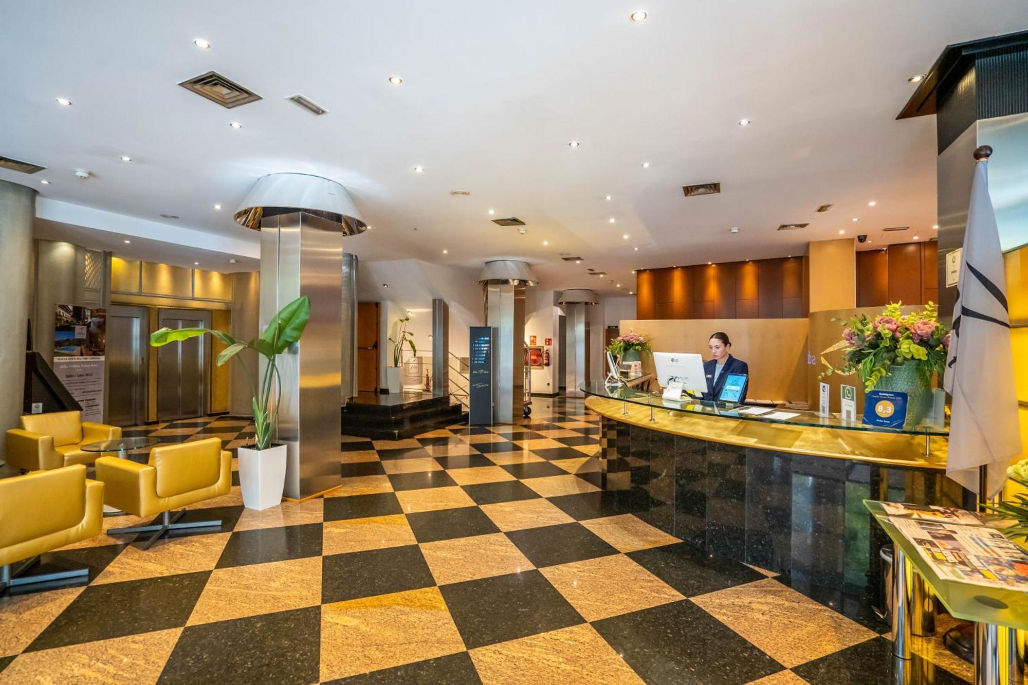 Abba Sants Hotel
